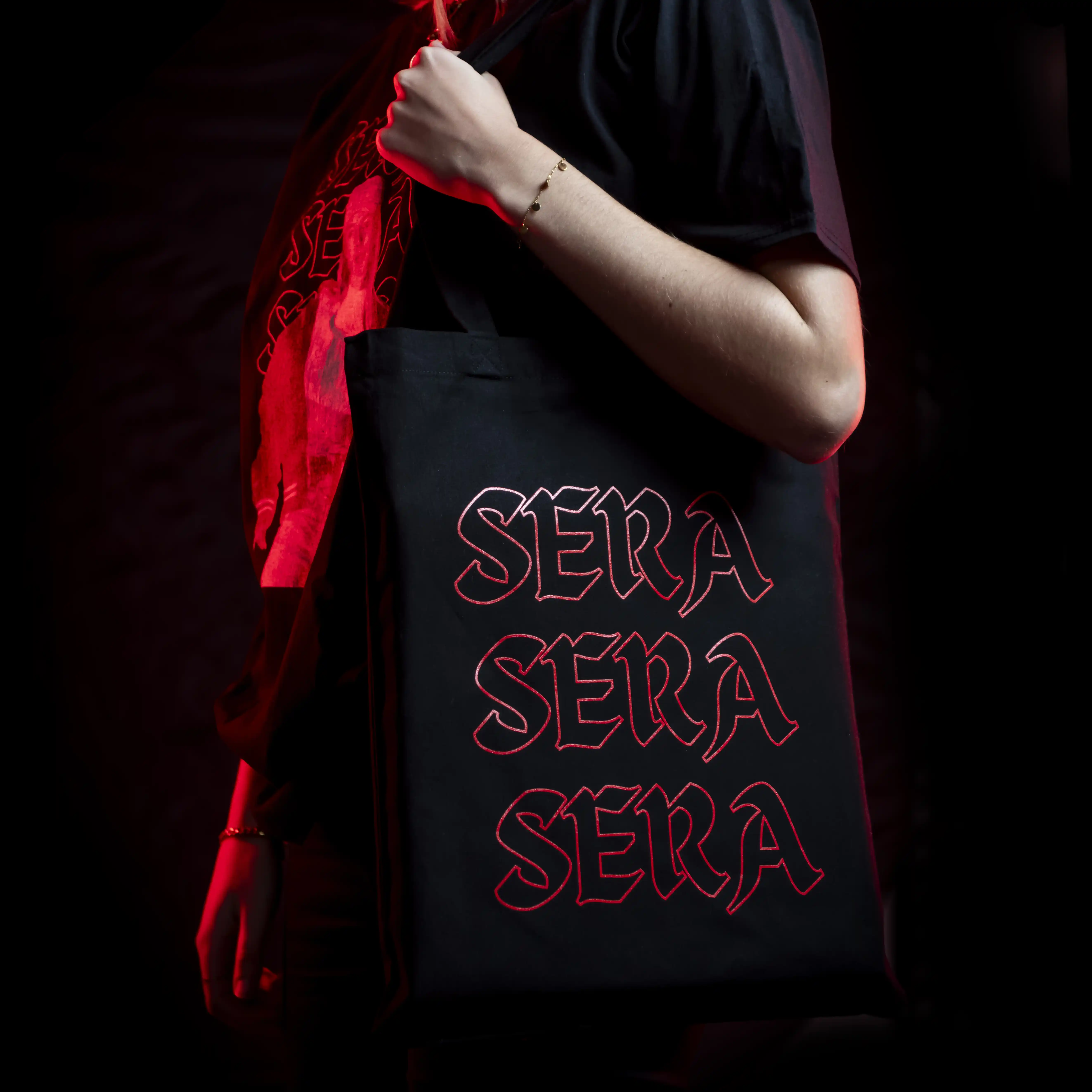 sera-merchandise-2